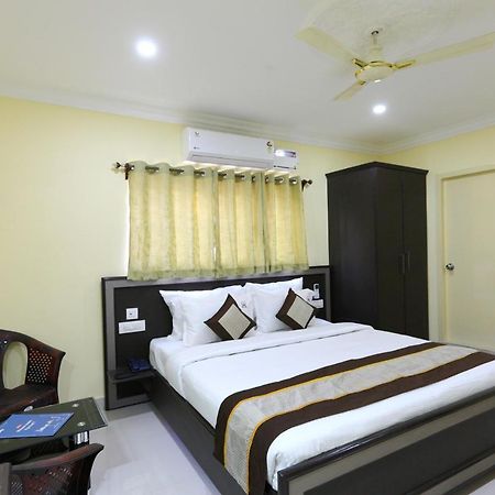 Hotel Salbala - Near Airport Ченай Екстериор снимка