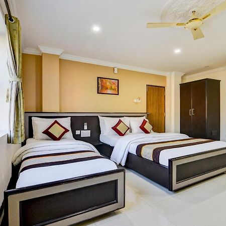 Hotel Salbala - Near Airport Ченай Екстериор снимка