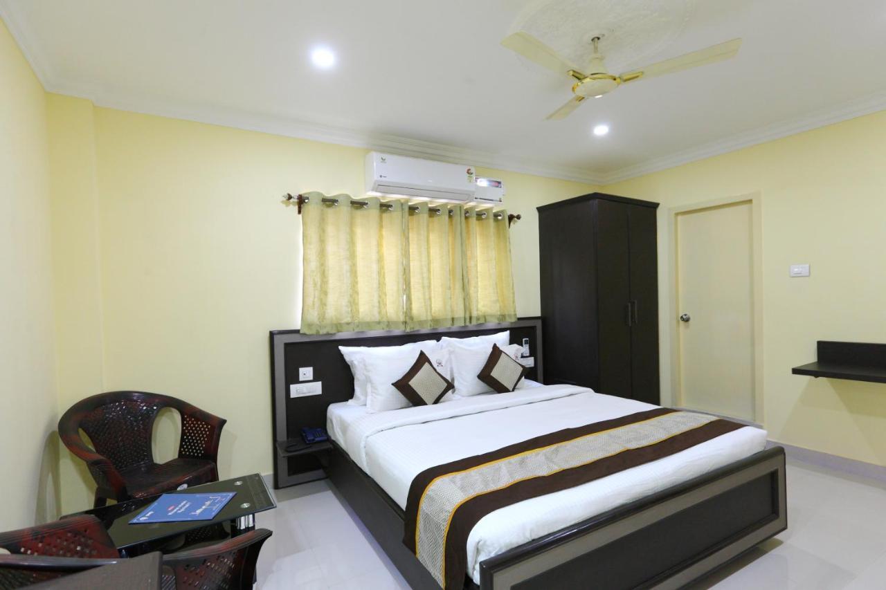 Hotel Salbala - Near Airport Ченай Екстериор снимка