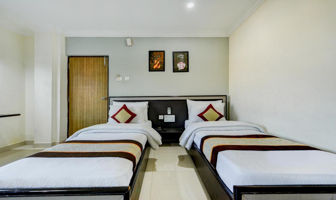 Hotel Salbala - Near Airport Ченай Екстериор снимка