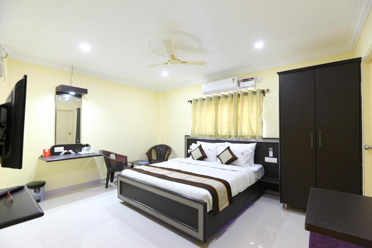Hotel Salbala - Near Airport Ченай Екстериор снимка